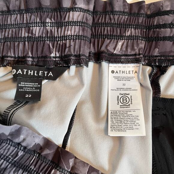 Athleta Jogger Size 22 Savannah Floral Gray NWOT - Picture 4 of 13